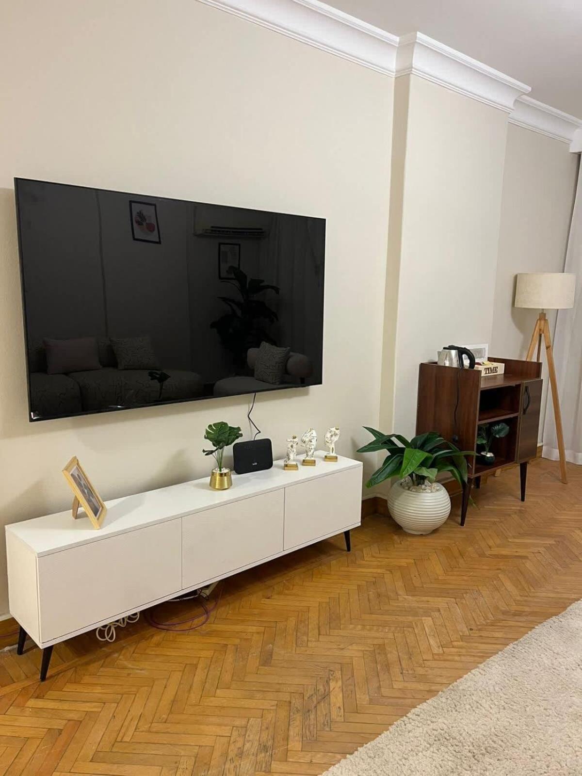 Zamalek View 3br Apartment *