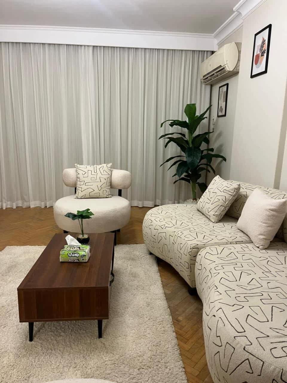 Apartment Zamalek View 3br Cairo
